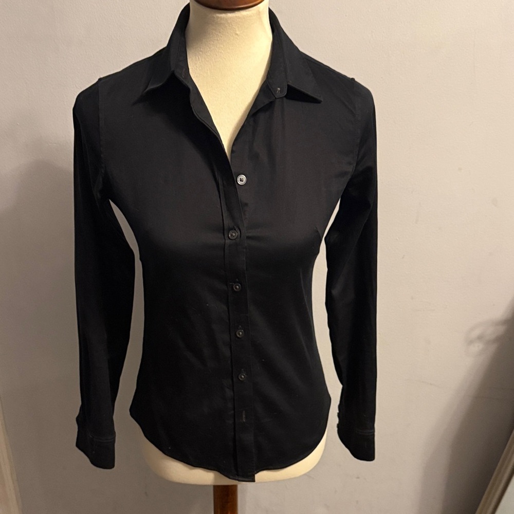 Banana Republic Women's Black Button-Down Shirt